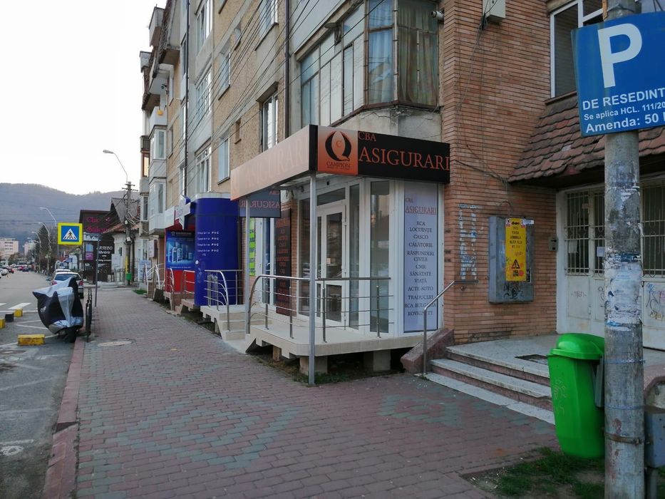 ÎNCHIRIEZ Spatiu comercial P. Rareș