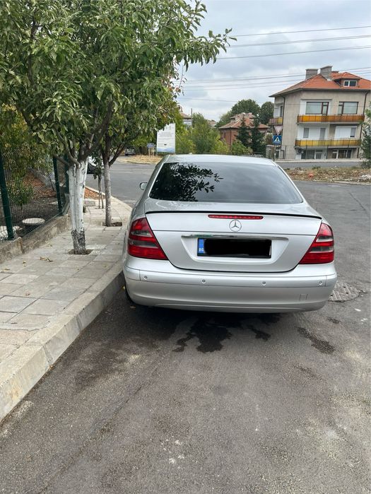 Мерцедес ц220.