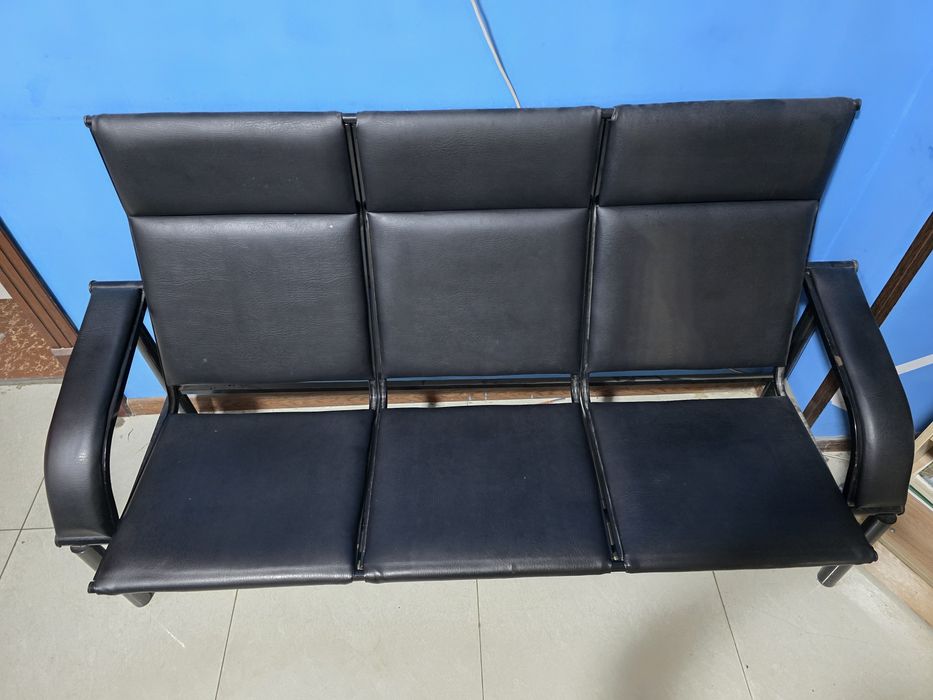 Ojidaniya kojiniy skameyka sotiladi.