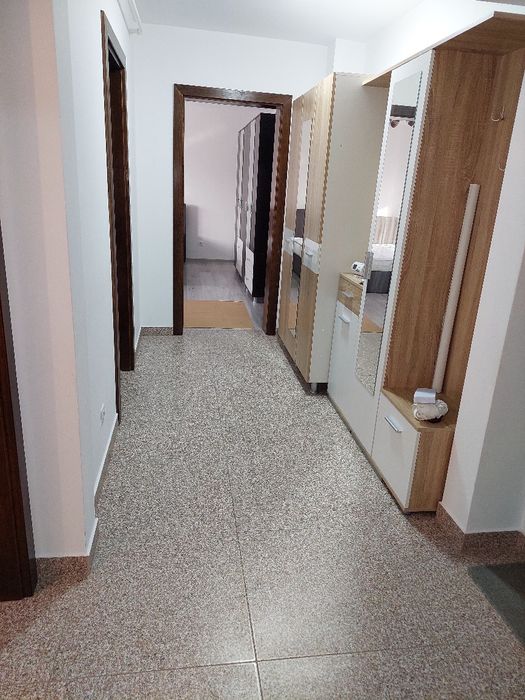 Apartament cu doua camere de inchiriat