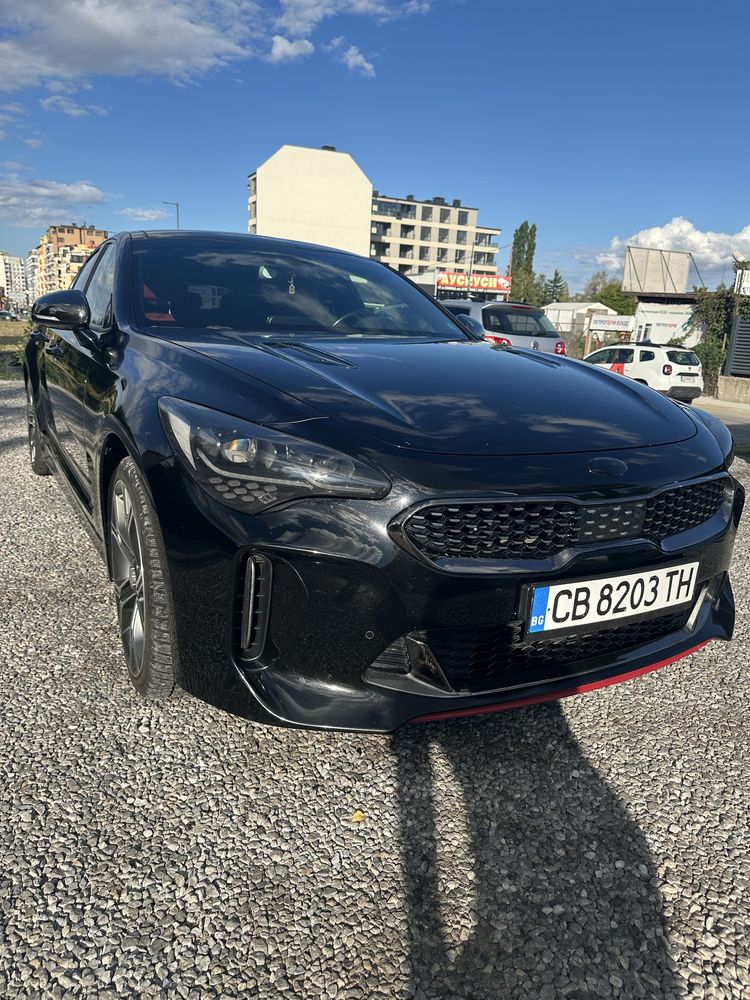 Kia Stinger 3.3T AWD GT 370 к.с.