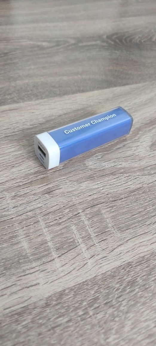 Baterie externa albastru-alb (FARA CABLU USB INCLUS)