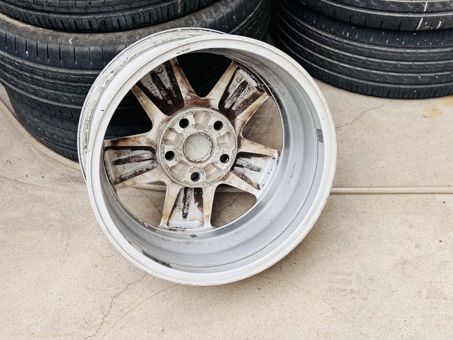 4бр ал Toyota Rav 4 16цола оригинални