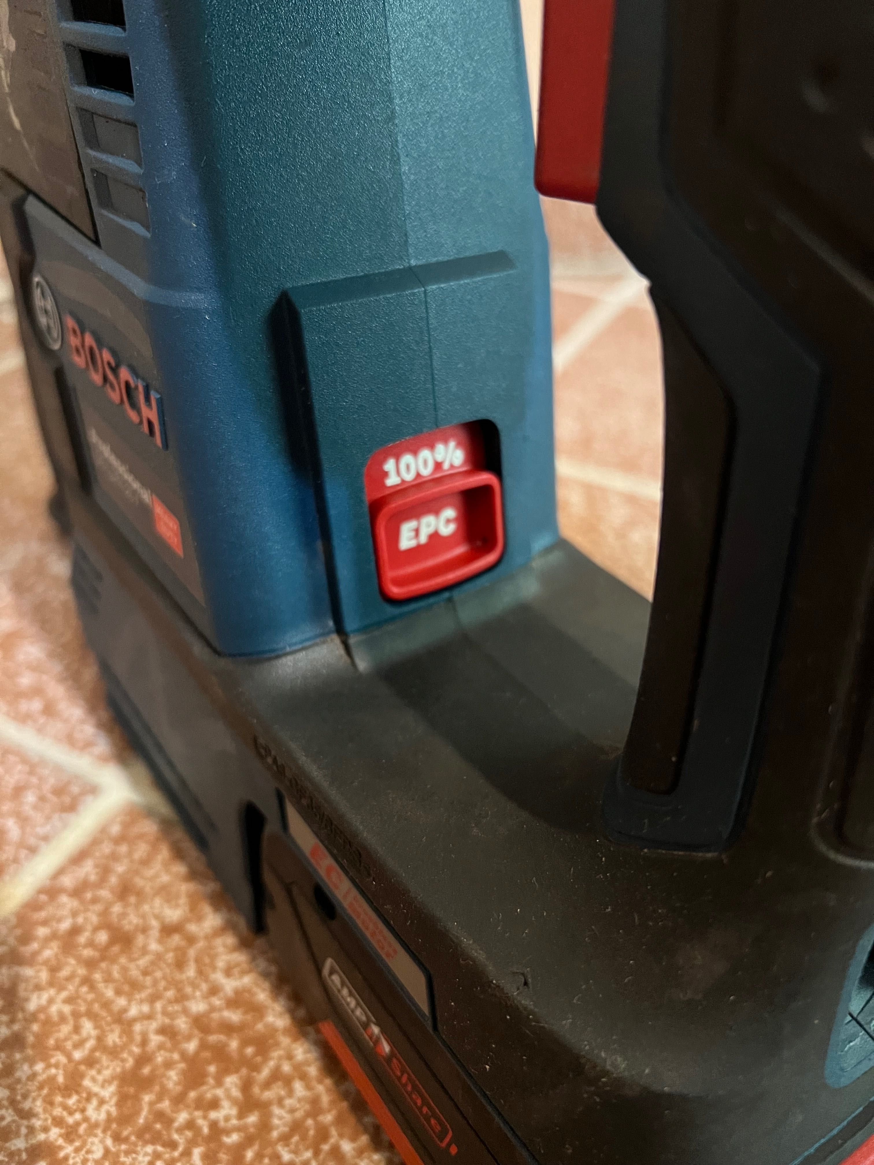 Bosch GBH 18V-26 F/безчетков перфоратор/+бат. 5ah.