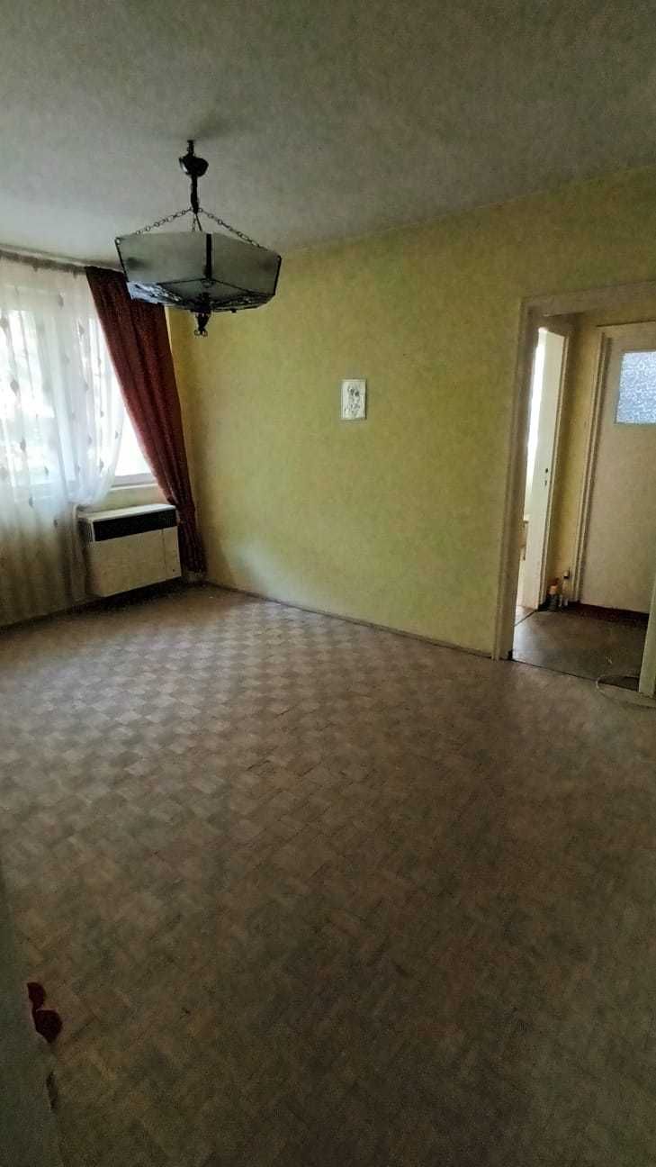 Apartament cu 2 camere în Brăila