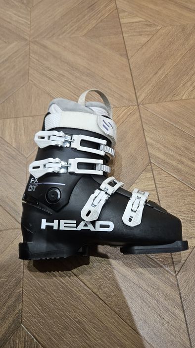 Clăpari HEAD FX GT 26.5 aproape noi