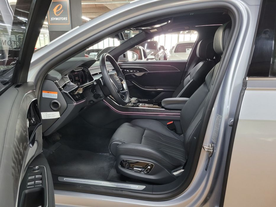 Audi A8 55 TFSI Quattro Premium LWB
Мы доставляем