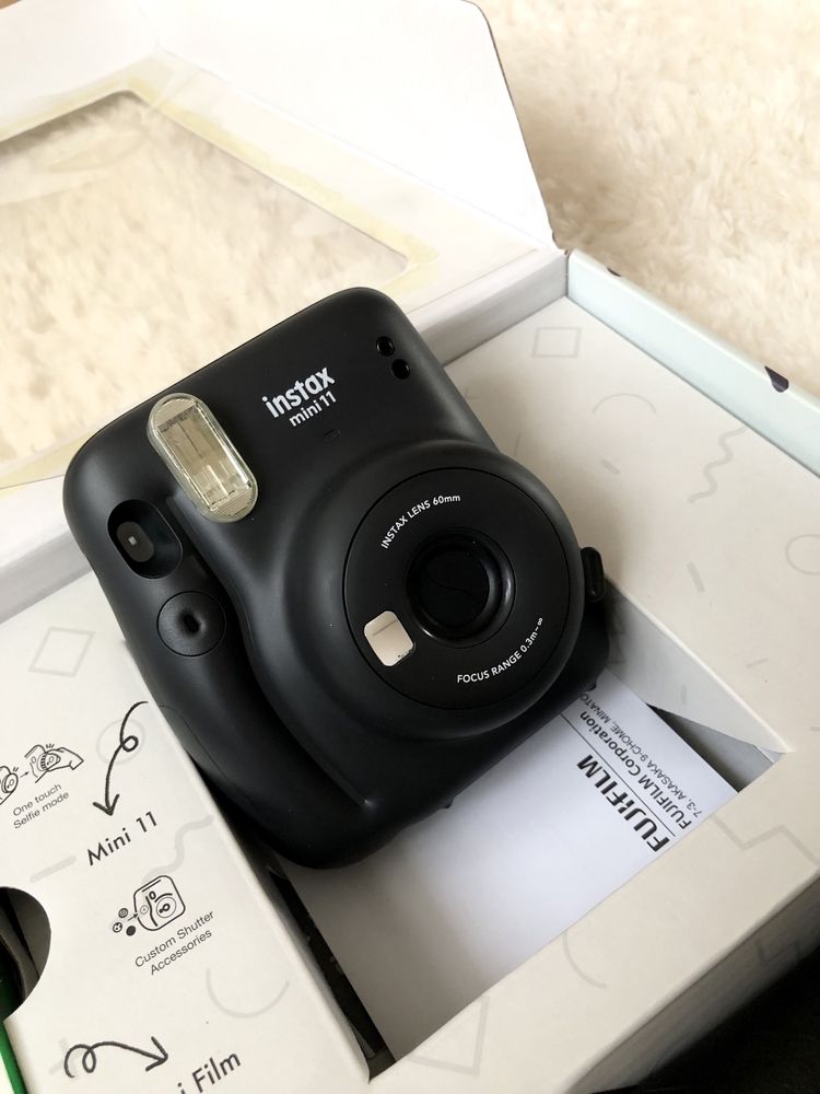 Фотокамера моментальной печати Fujifilm Instax Mini 11 ACR. FRAME