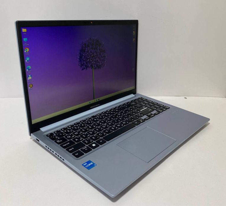 Asus Premum model bujjetniy narxda