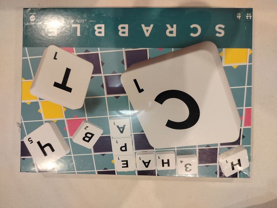 Игра Скрабъл нова