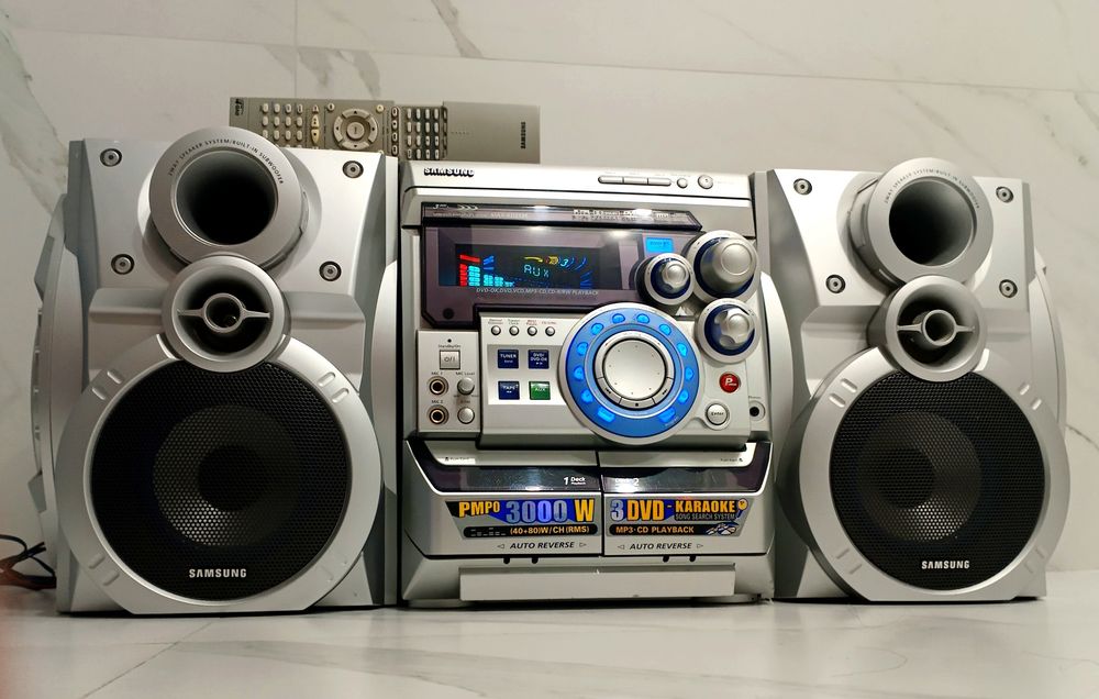 USB, Bluetooth, Radio, AUX, кассеты музыкальный центр