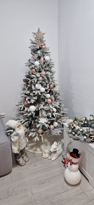 Brad de Crăciun  210 cm