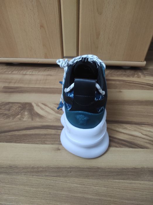 Versace chain reaction blue
