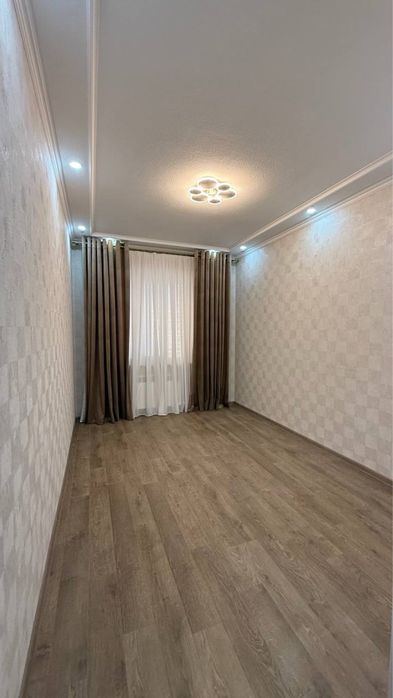 Продается 4 ком. Квартира площадью 127 кв.м. Адрес Фрунзе