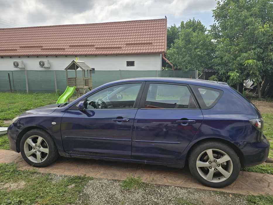 Vând Mazda3 1.6, 2006