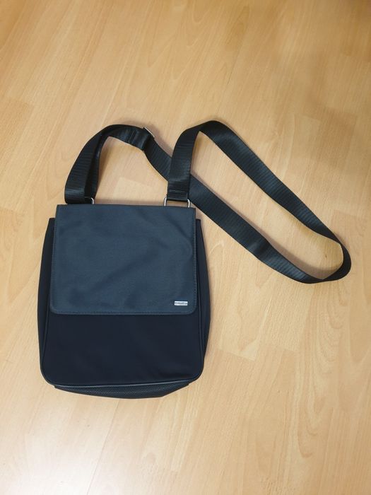 Borseta Calvin Klein gentuta barbati originala 25x30cm