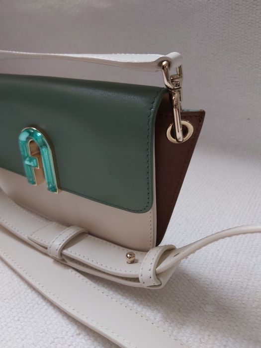 ПРОМО Furla Gemma малка чанта