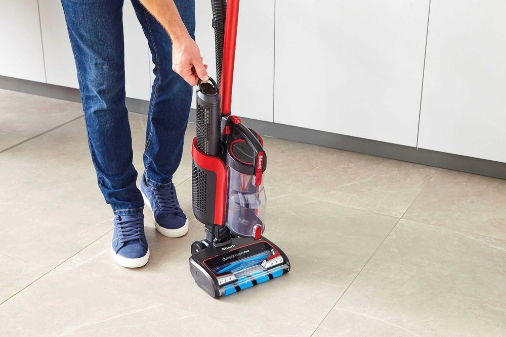 Акумулаторна прахосмукачка SHARK ICZ300EU 450W