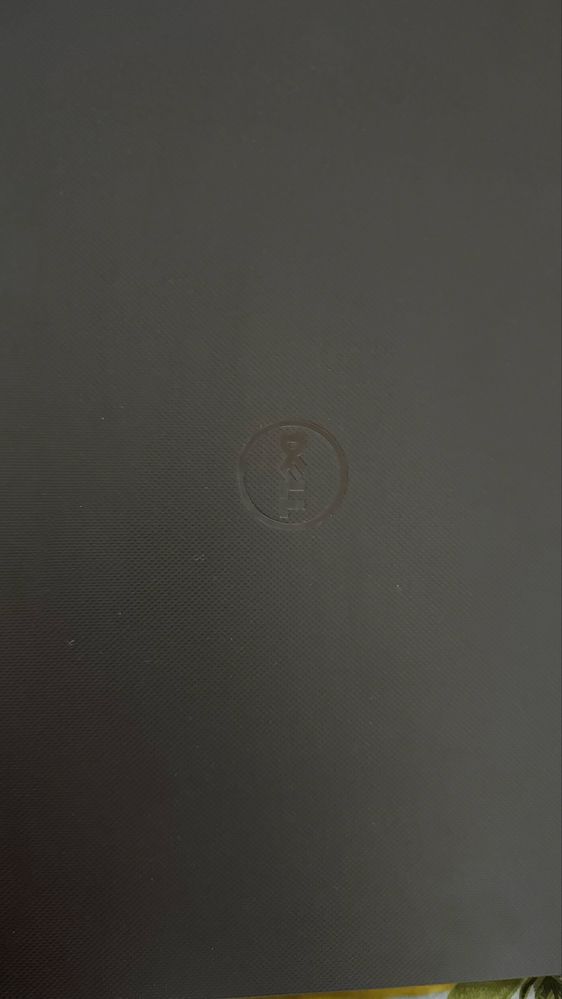 Продается ноутбук Dell