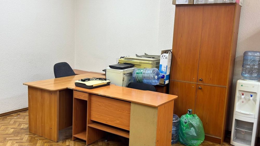 Продаётся офисная мебель