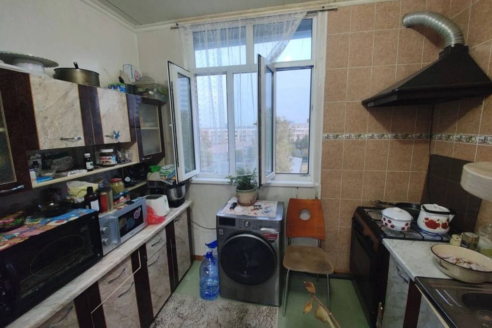 Юнусабад 14 квартал. Продается квартира 2/4/5