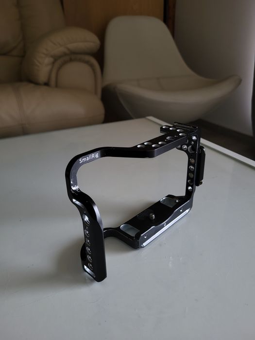 Canon eos r cu cage smallrig