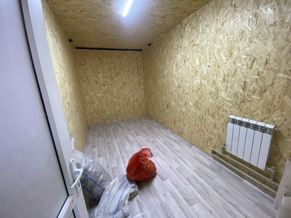 Продам пустой кондейнер для разного вида назначения 45 футовый