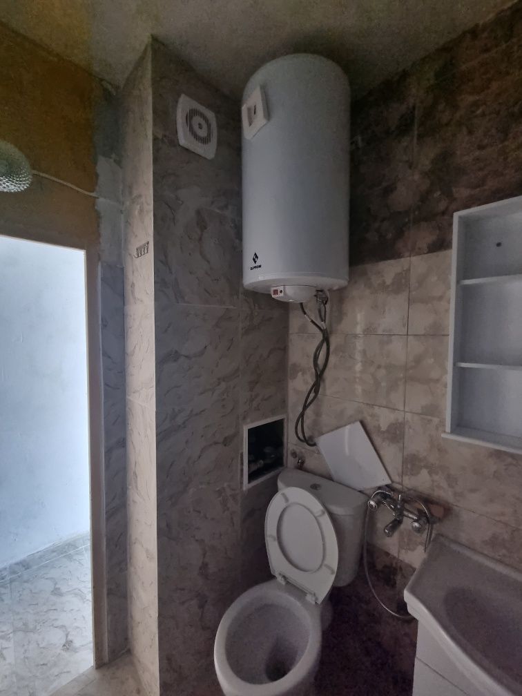 Дава се под наем Тристаен апартамент в Дупница - 90 кв.м за 357 € - Снимка #7
