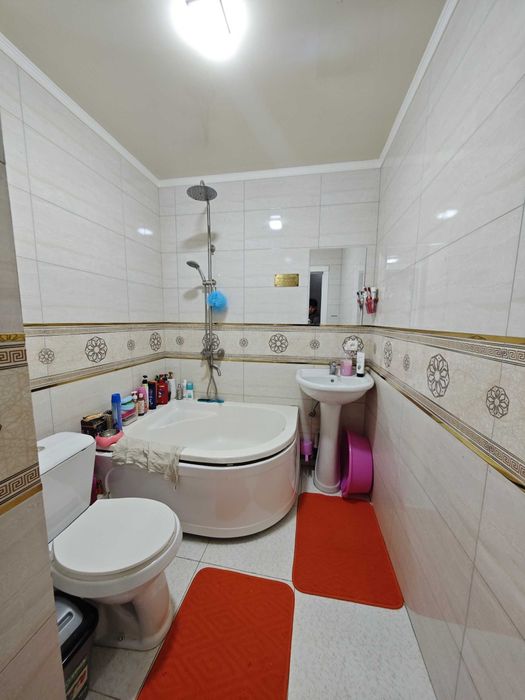 Красный дом без глухих комнат квартира!