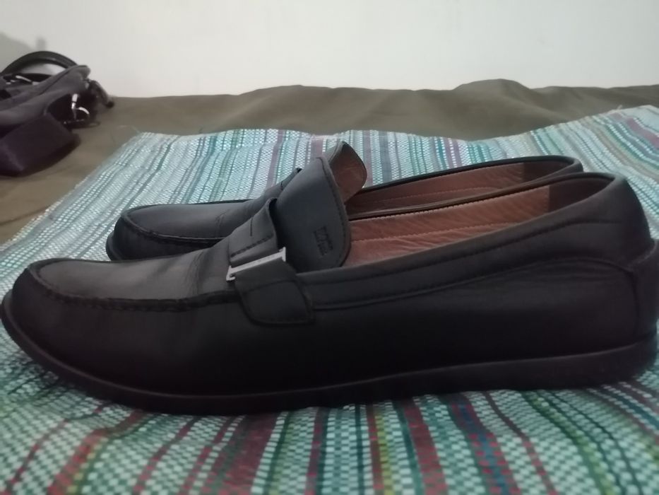 Продам кожаную обувь.