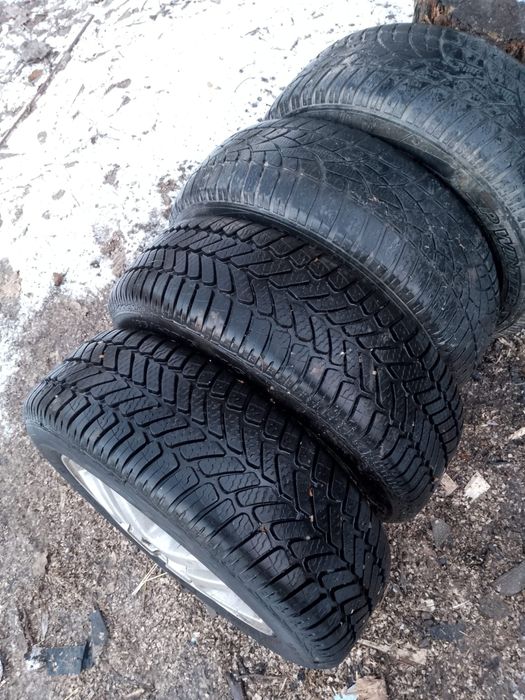 De vânzare 195/60 R 15    4 X 108