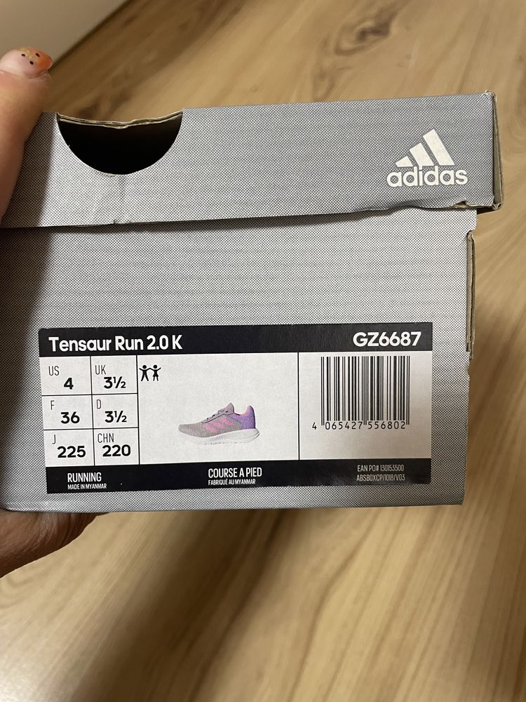 Adidas tensaur run