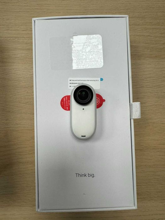 Екшън камера Insta 360 GO 3
