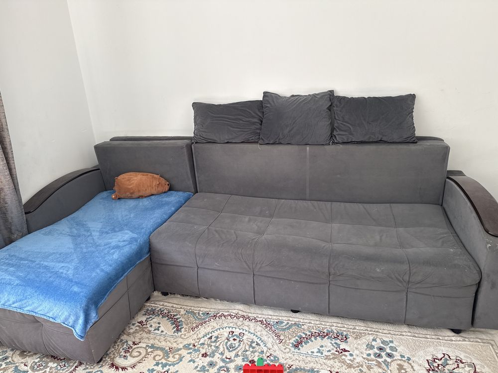 Продам диван раздвижной