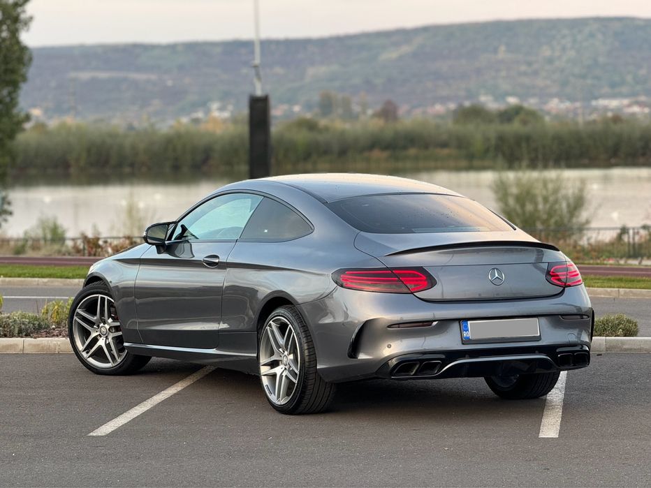 Mercedes-Benz C220d Coupe - AMG 63 , Faruri ILS