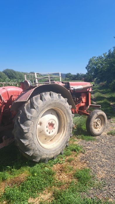 Vând tractor same 360