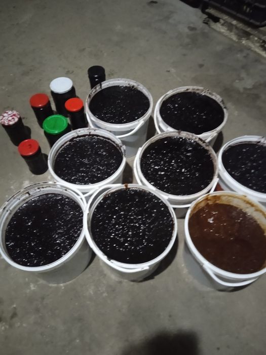 Dulceață de cireșe și caise