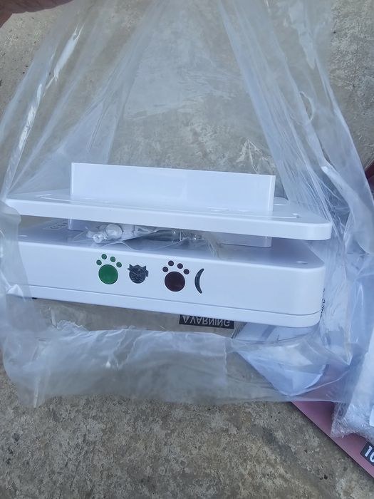 Usa automata cu microchip pentru pisici