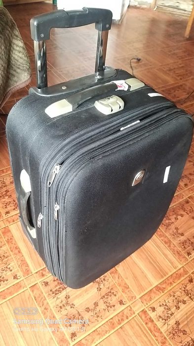 Чемодан обмен на женский