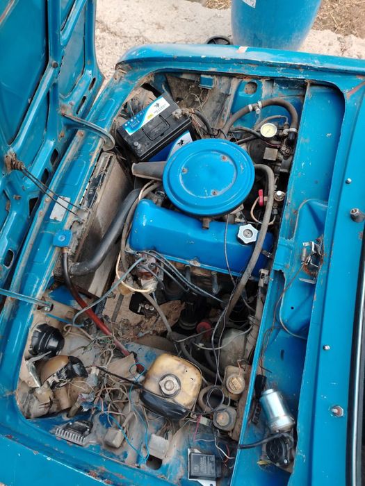 Vaz 2103  holati yahsh