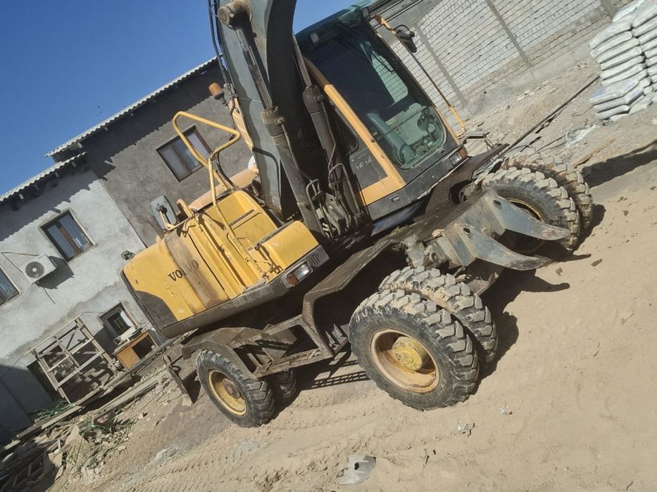 Volvo ekskavator EW145B 2011 ideal