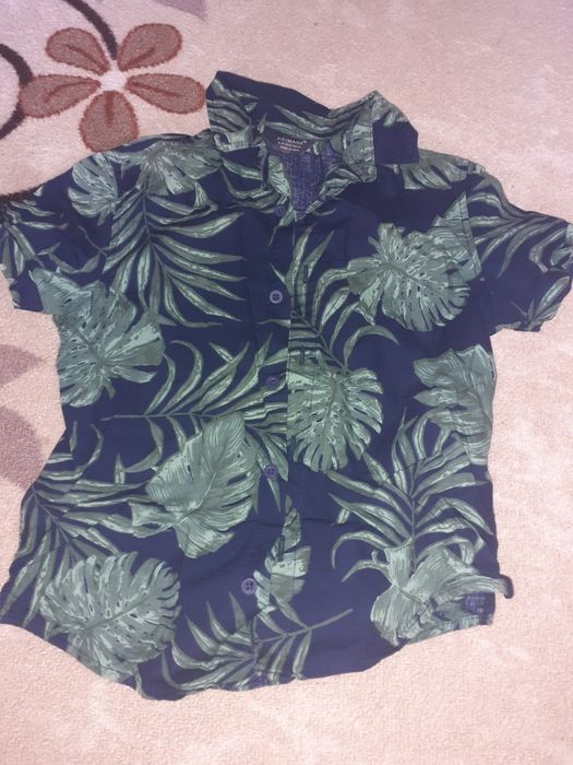 Маркови тениски за момче размери от 3/4 год до 5/6 год - изгодни цени