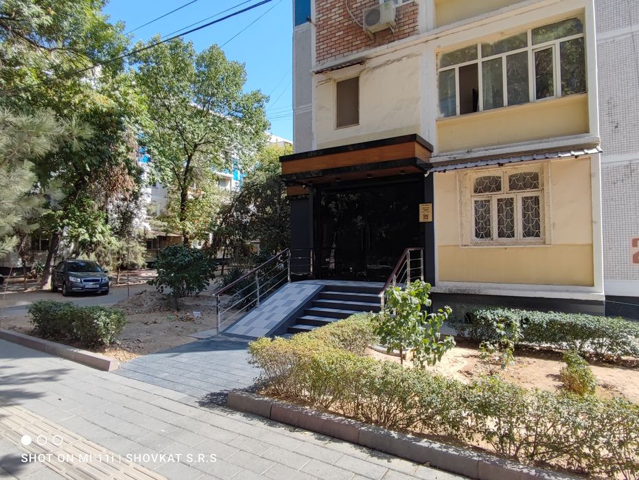 Под Офис 2 комнатная 49м²  Башлык Аэропорт 1линия Вдоль дороги +ремонт