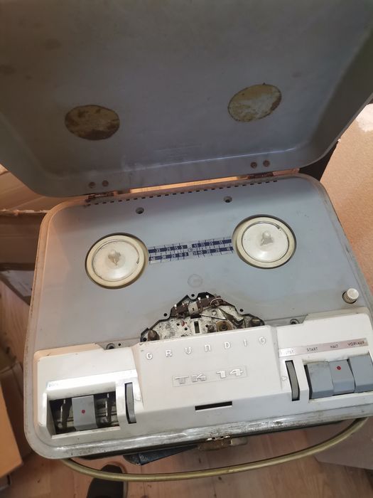 Magnetofon pt piese sau restaurare