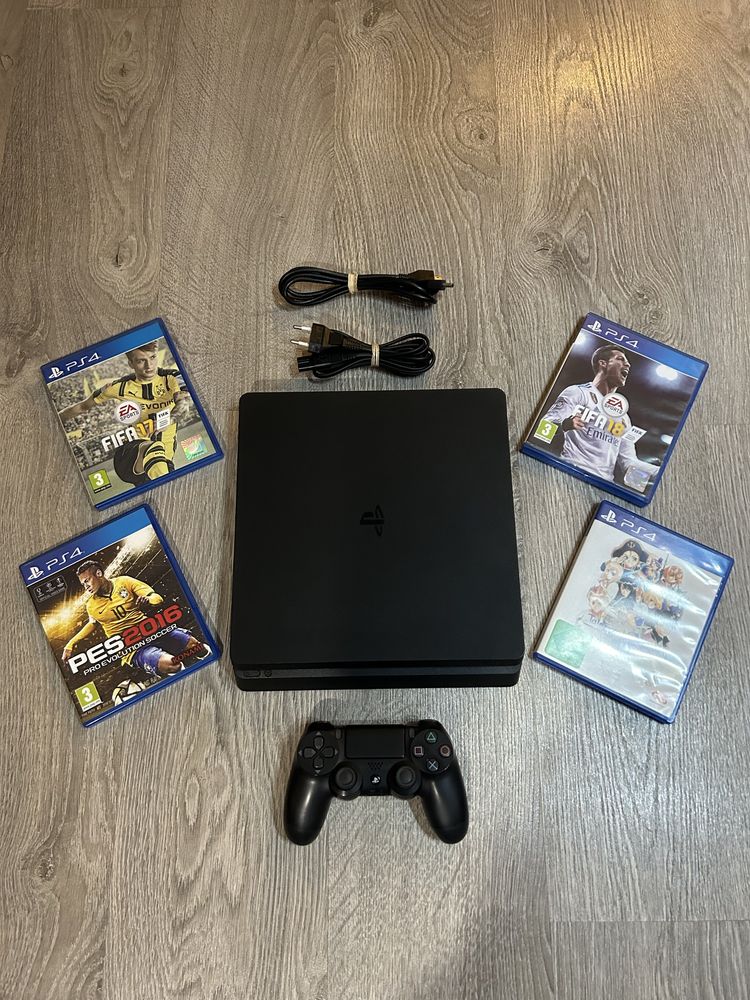 PlayStation4 Slim