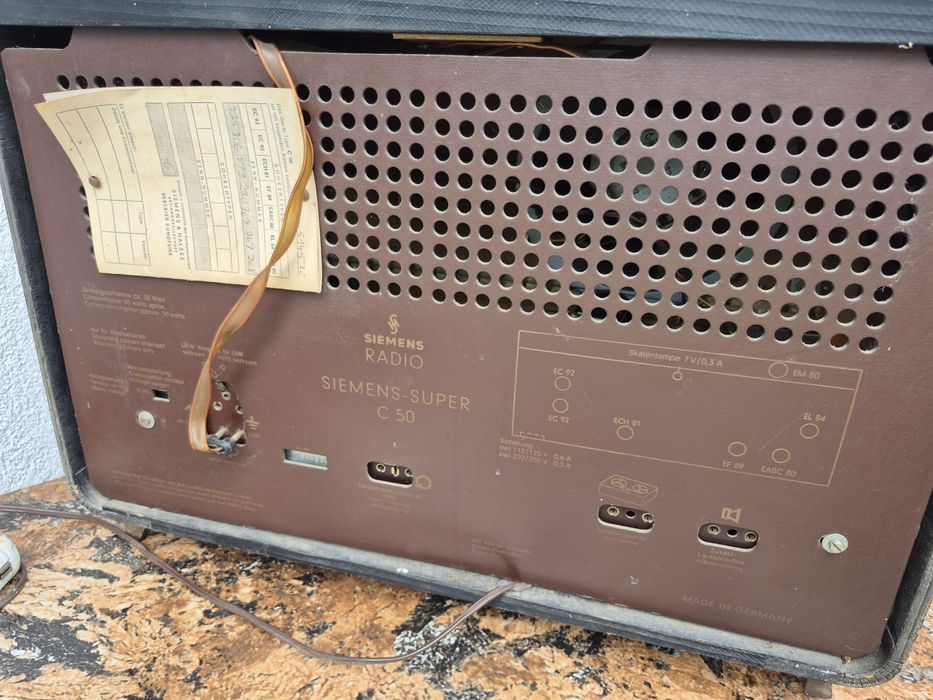 Radio Siemens model C50 fabricat made in Germany in 1955-1957

Siemens