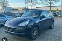 Dezmembrez Porsche Cayenne 4.8 benzina