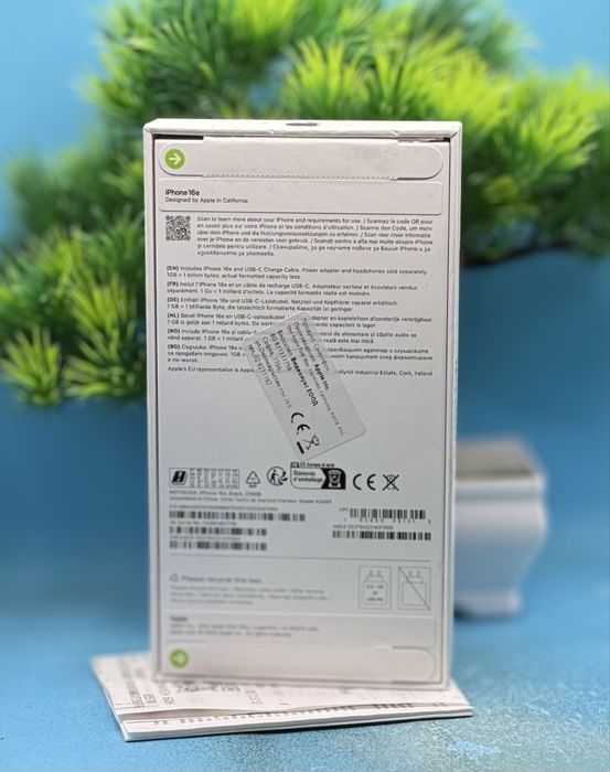 НОВ!!! Apple iPhone 16e, 256GB, 5G, Black