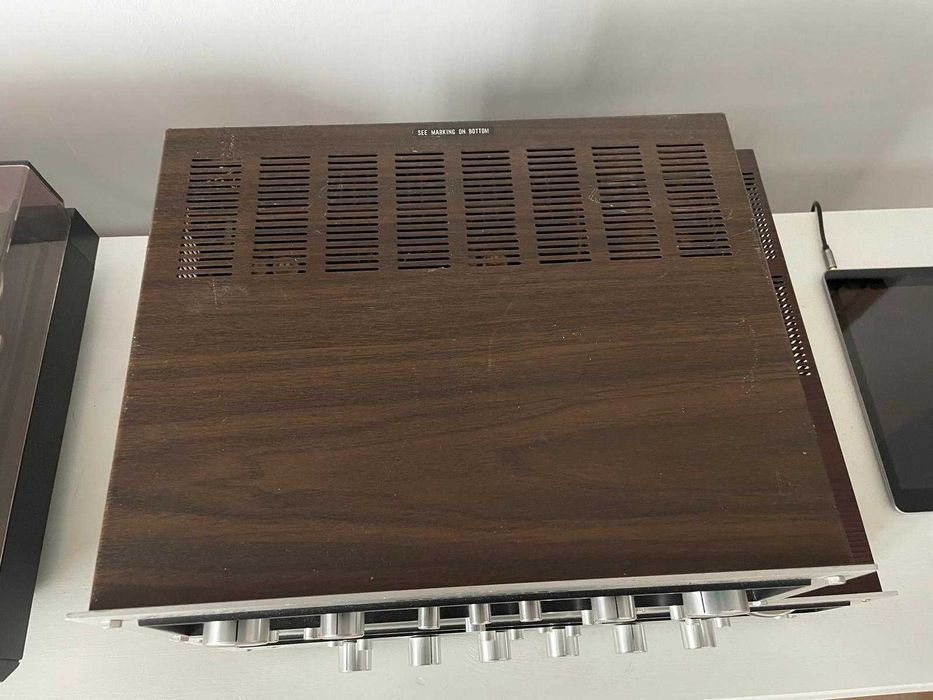 Amplificator intergrat Marantz 1070