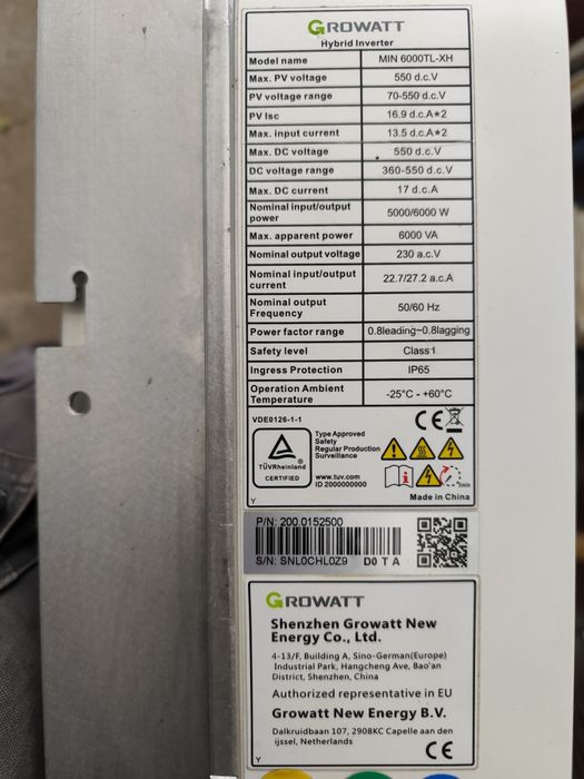 Invertor hibrid 6kW growatt